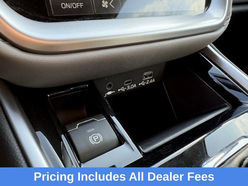 Certified 2025 Subaru Outback Premium AWD/4WD image 21