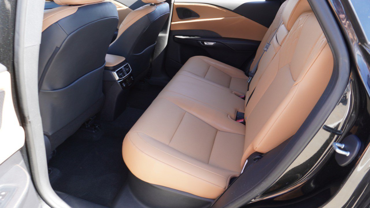 Used 2024 Lexus RX 350 Premium w/ Cold Area Package AWD/4WD image 32