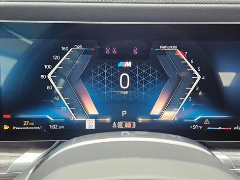 Used 2025 BMW 740i image 10