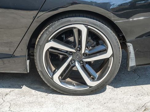 Used 2019 Honda Accord Sport image 11