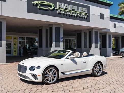 Used 2022 Bentley Continental GT image 19