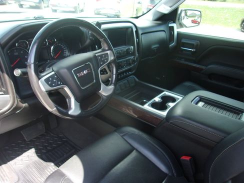 Used 2018 GMC Sierra 1500 SLT AWD/4WD image 12