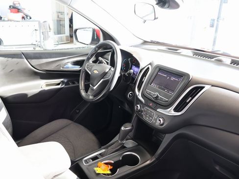 Certified 2020 Chevrolet Equinox LT image 35