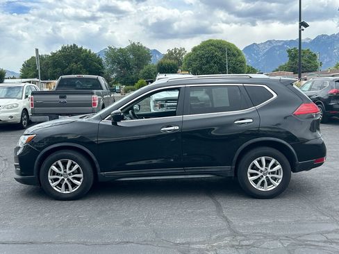 Used 2017 Nissan Rogue SV FWD image 8