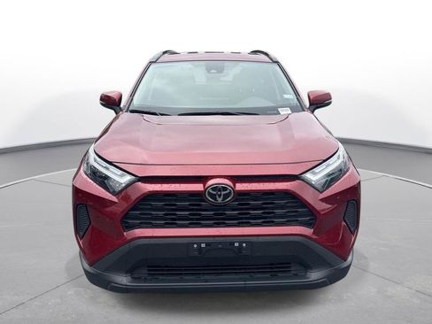 Used 2025 Toyota RAV4 XLE FWD image 3