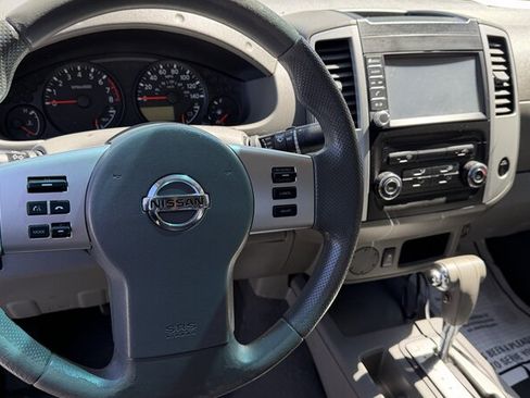 Used 2019 Nissan Frontier SV RWD image 12