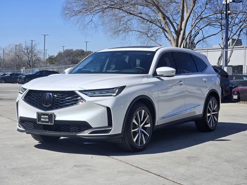 Certified 2025 Acura MDX w/ Technology Package image 4