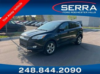 Used 2015 Ford Escape SE FWD video 1