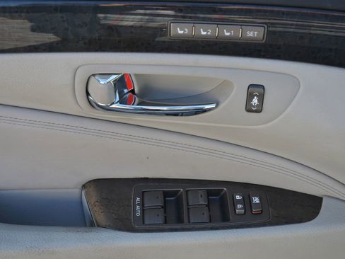 Used 2007 Lexus LS 460 image 17