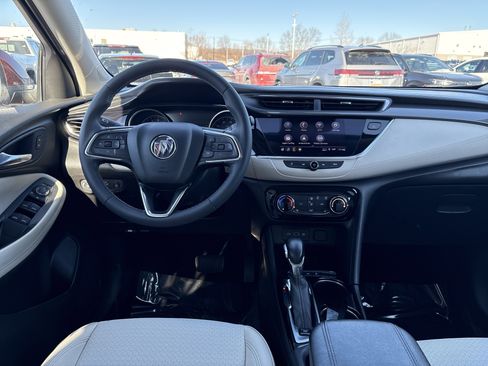 Used 2021 Buick Encore GX Preferred w/ Cold Weather Comfort Package image 18