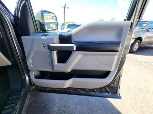 Used 2020 Ford F150 XLT image 20