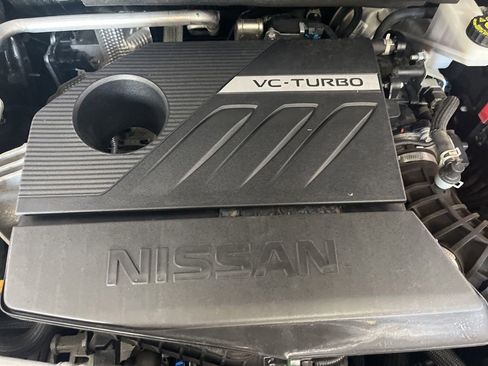 Used 2025 Nissan Rogue SV AWD/4WD image 10