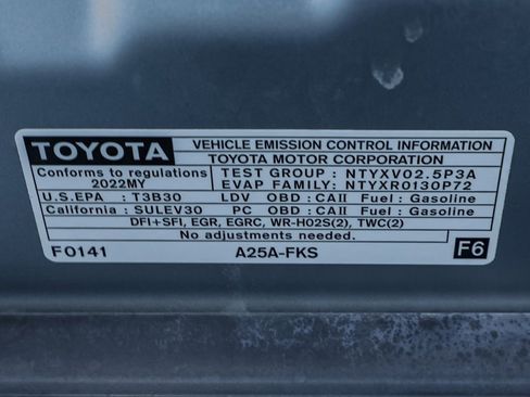 Used 2022 Toyota Camry LE image 31