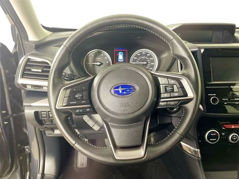 Used 2024 Subaru Forester Premium image 19