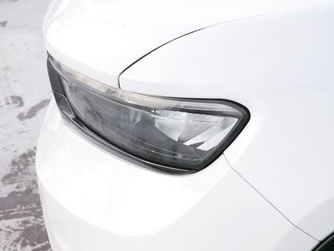 Used 2023 Jeep Grand Cherokee L Limited w/ Black Appearance Package image 16