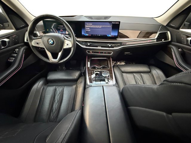 Used 2026 BMW X7 xDrive40i AWD/4WD image 12