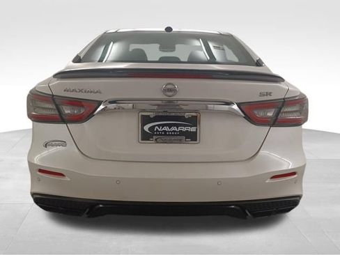 Used 2020 Nissan Maxima SR w/ Sport Mat Group FWD image 8
