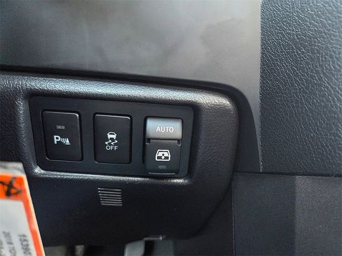 Used 2018 Toyota Sequoia SR5 image 17