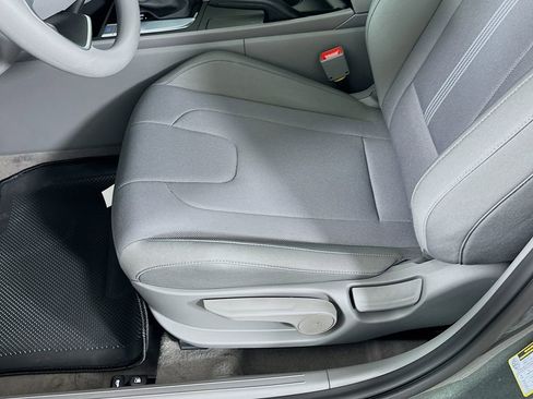 New 2026 Hyundai Elantra SE FWD image 19