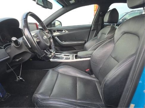 Used 2018 Kia Stinger GT w/ Limited Edition RWD image 4