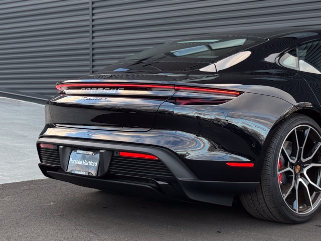 New 2025 Porsche Taycan 4S AWD/4WD image 12