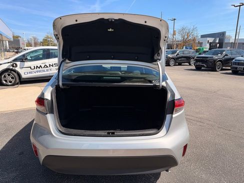 Used 2024 Toyota Corolla LE image 28