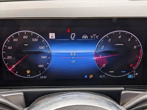 Certified 2026 Mercedes-Benz GLB 250 4MATIC image 10