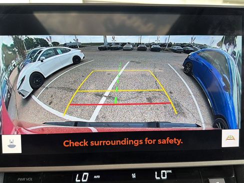 Used 2025 Toyota Tundra Limited w/ Power Package AWD/4WD image 30