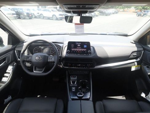 New 2026 Nissan Rogue Dark Armor AWD/4WD image 7