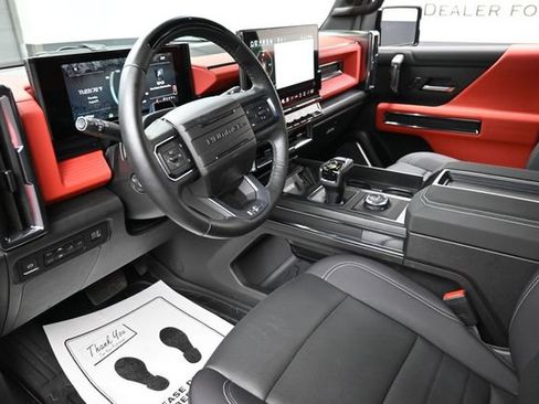 Used 2026 GMC Hummer EV 4x4 Crew Cab w/ Carbon Fiber Edition Package image 19