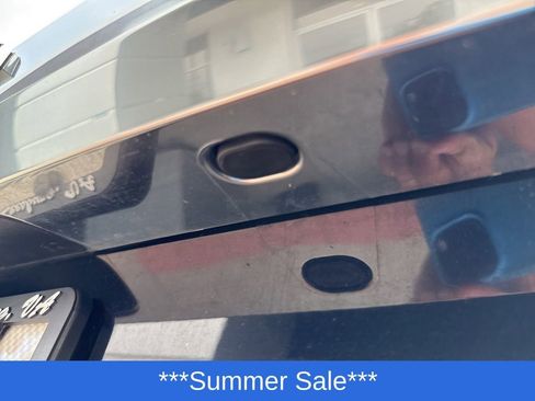 Used 2023 GMC Yukon XL Denali image 43