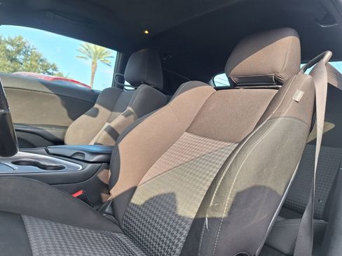Used 2022 Dodge Challenger GT image 11