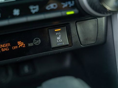 Used 2022 Toyota RAV4 XLE image 31