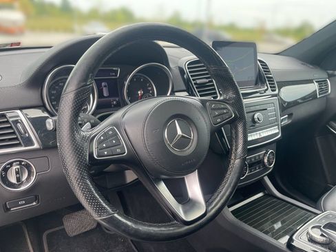 Used 2018 Mercedes-Benz GLS 550 4MATIC image 19