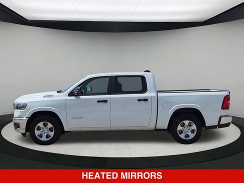 Used 2025 RAM 1500 Big Horn AWD/4WD image 3