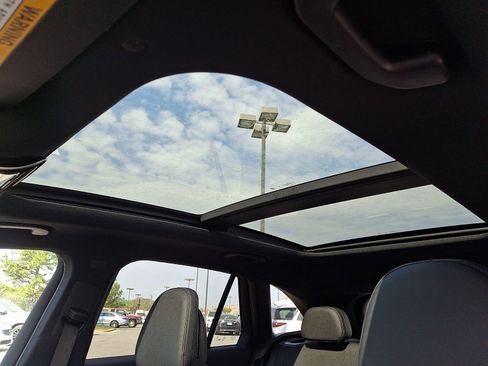 New 2026 Mercedes-Benz GLC 300 4MATIC image 10