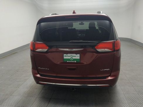 Used 2018 Chrysler Pacifica Limited FWD image 7