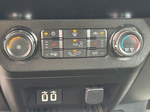Used 2020 Ford F150 XLT w/ Equipment Group 302A Luxury AWD/4WD image 28