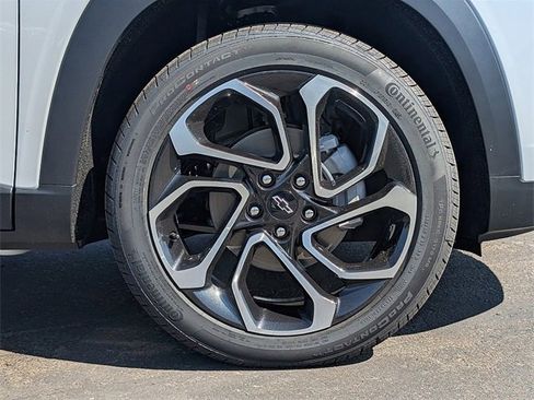 New 2026 Chevrolet Trax RS w/ Sunroof Package image 6