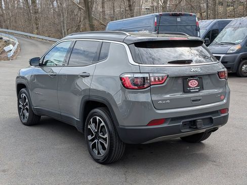 Used 2022 Jeep Compass Limited image 6