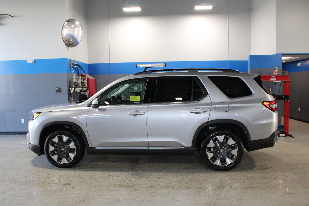 New 2026 Honda Pilot Elite image 8