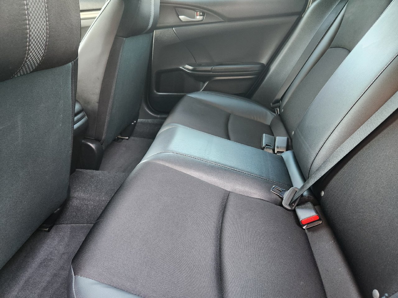 Used 2021 Honda Civic Sport image 28