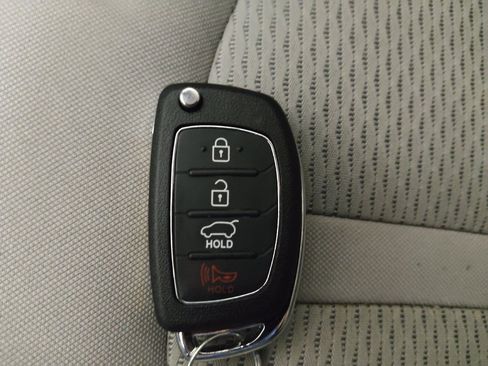 Used 2016 Hyundai Sonata SE image 32