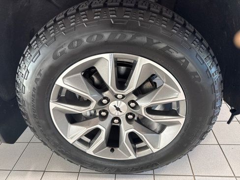 Used 2022 Chevrolet Silverado 1500 RST w/ Bed Protection Package AWD/4WD image 9