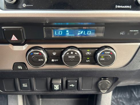 Used 2021 Toyota Tacoma SR5 RWD image 24