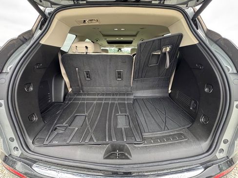 Used 2023 Buick Enclave Essence w/ Experience Buick Package image 15