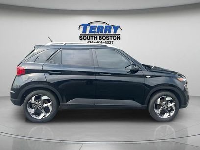 Used 2023 Hyundai Venue SEL w/ Cargo Package