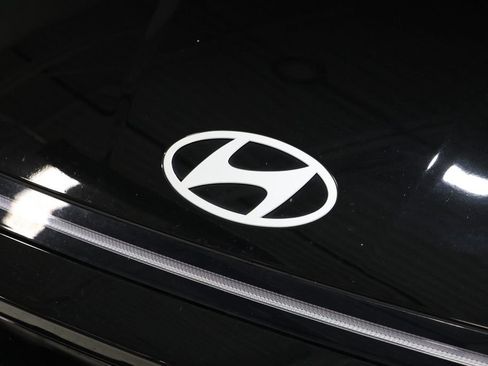 Used 2024 Hyundai Sonata SEL w/ Convenience Package FWD image 10