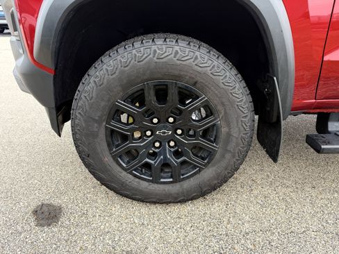 Certified 2025 Chevrolet Colorado Trail Boss image 10