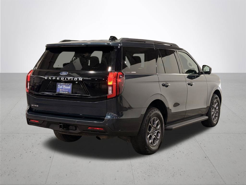 Used 2025 Ford Expedition Active AWD/4WD image 10
